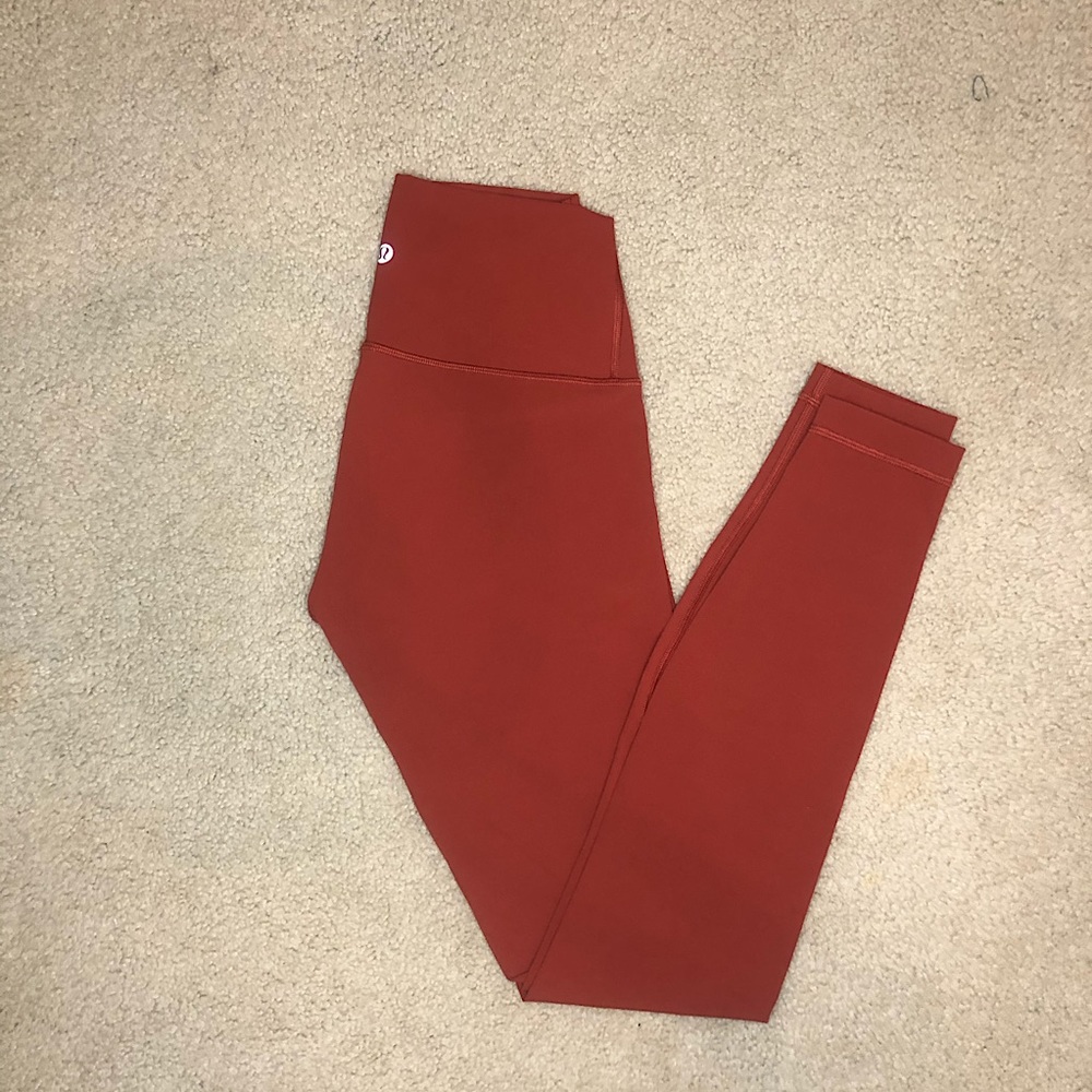 LULULEMON Wunder Under Leggings size 4